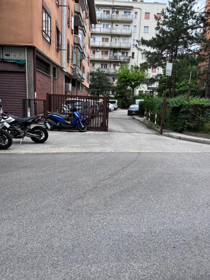 Ultimo Piano Con Parcheggio Trieste Exterior foto
